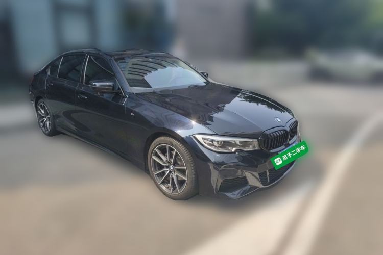Used BMW 3 Series 2020 320Li M Sport Package Front Right 45 Deg