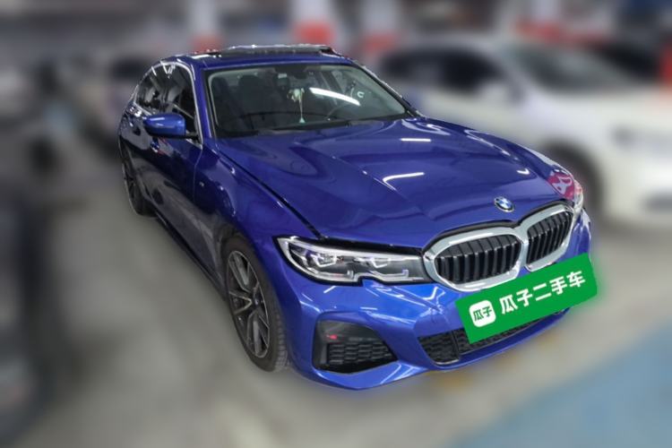 Used BMW 3 Series 2020 320Li M Sport Package Front Right 45 Deg