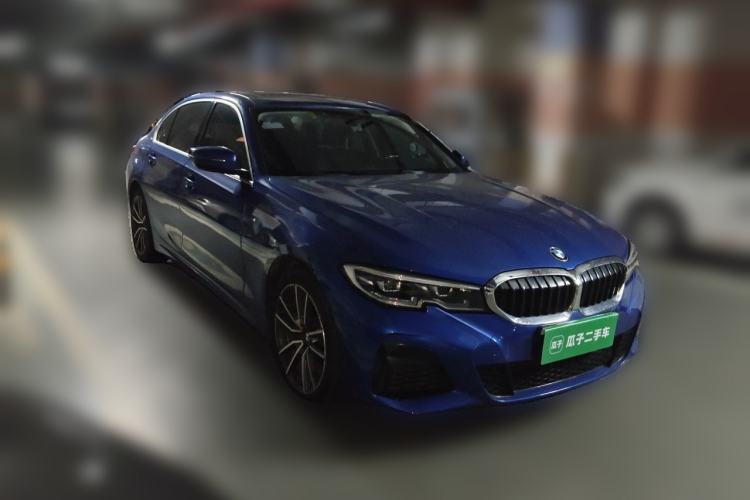 Used BMW 3 Series 2020 320Li M Sport Package Front Right 45 Deg