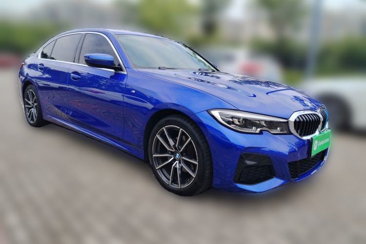 Used BMW 3 Series 2020 320Li M Sport Package Front Right 45 Deg