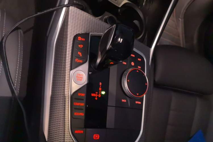 Used BMW 3 Series 2020 Restyled 325i M Sport Night Edition Package Gear Lever