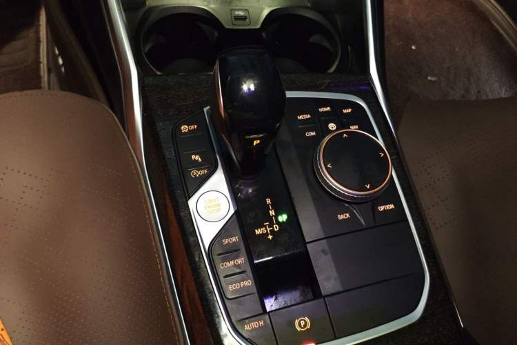 Used BMW 3 Series 2020 Restyled 325Li M Sport Package Gear Lever