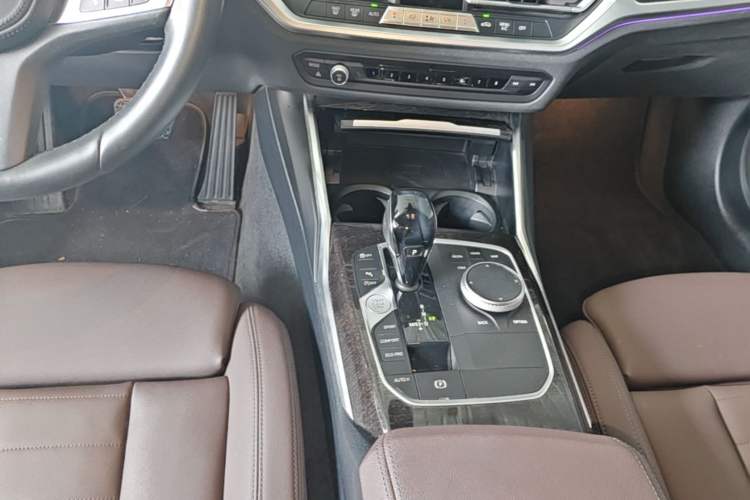 Used BMW 3 Series 2020 Restyled 325Li M Sport Package Gear Lever