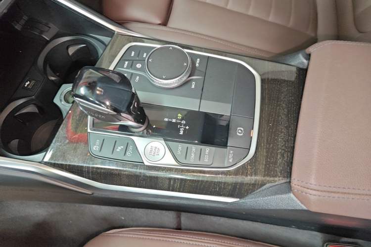 Used BMW 3 Series 2020 325Li M Sport Package Gear Lever
