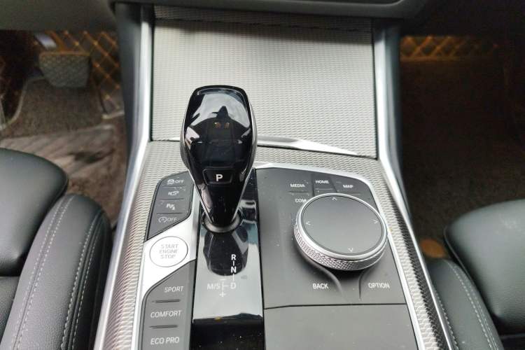 Used BMW 3 Series 2020 Restyled 325i M Sport Night Edition Package Gear Lever