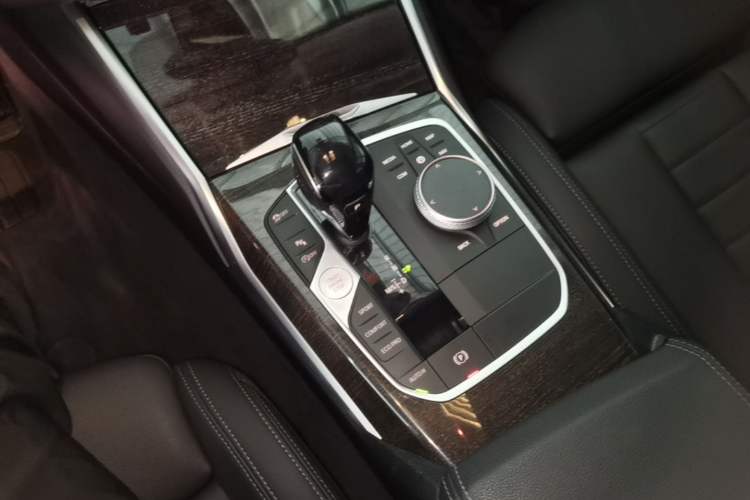 Used BMW 3 Series 2020 325Li M Sport Package Gear Lever