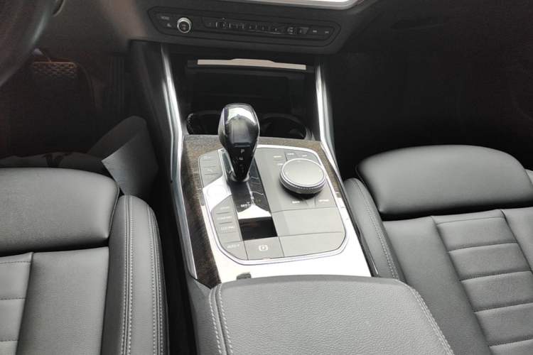 Used BMW 3 Series 2020 325Li M Sport Package Gear Lever
