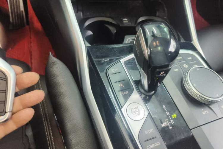 Used BMW 3 Series 2020 320i Sport Package Gear Lever