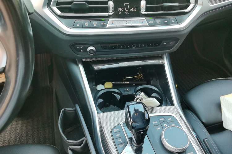 Used BMW 3 Series 2020 325Li M Sport Night Edition Package Gear Lever