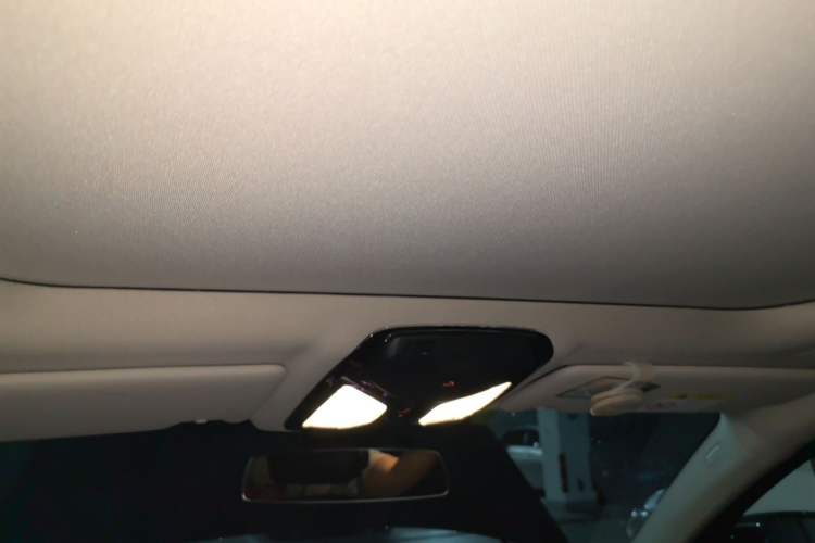 Used BMW 3 Series 2020 Restyled 325i M Sport Night Edition Package Headliner