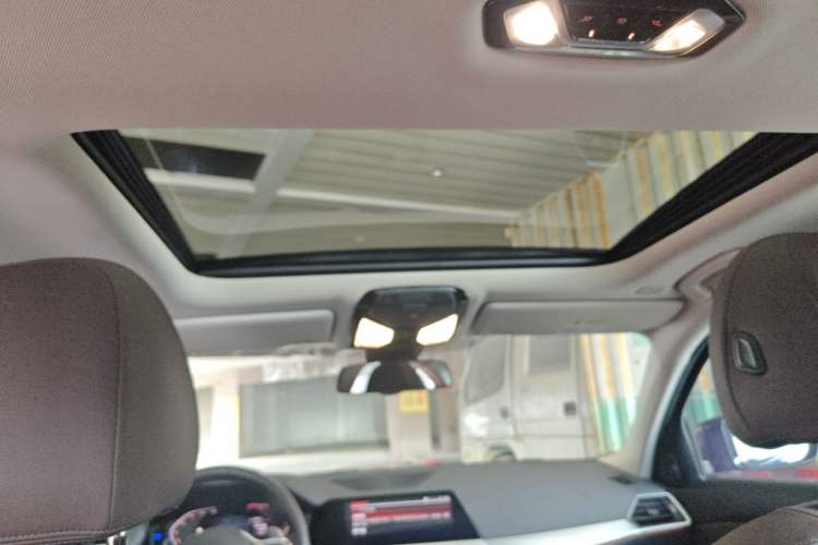 Used BMW 3 Series 2020 325i M Sport Night Edition package Headliner