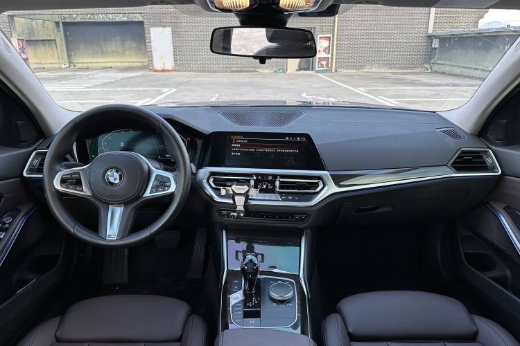 Used BMW 3 Series 2020 Restyled 325Li M Sport Package Interior 1