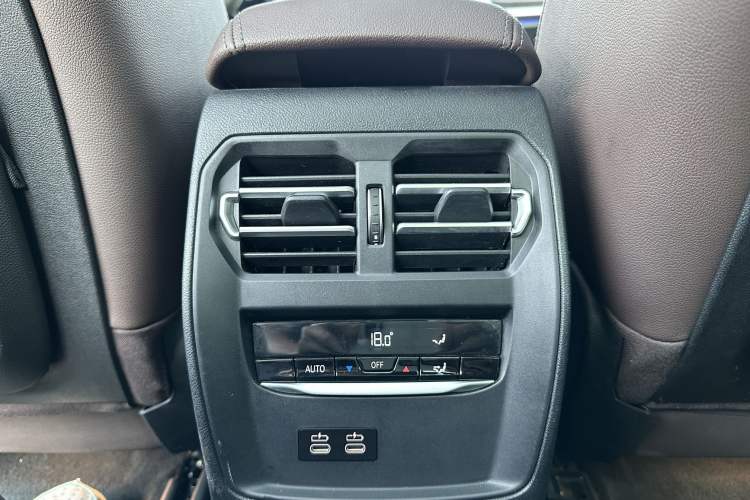 Used BMW 3 Series 2020 Restyled 325Li M Sport Package Interior 10