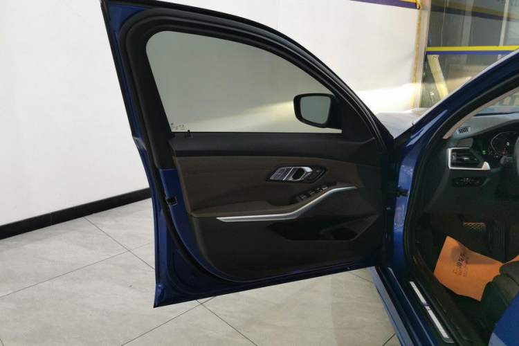 Used BMW 3 Series 2020 320Li M Sport Package Interior 12