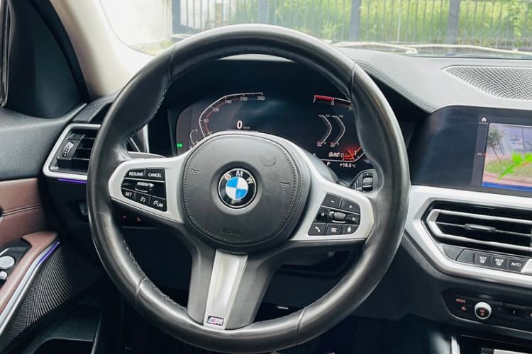 Used BMW 3 Series 2020 Restyled 325Li M Sport Package Interior 2