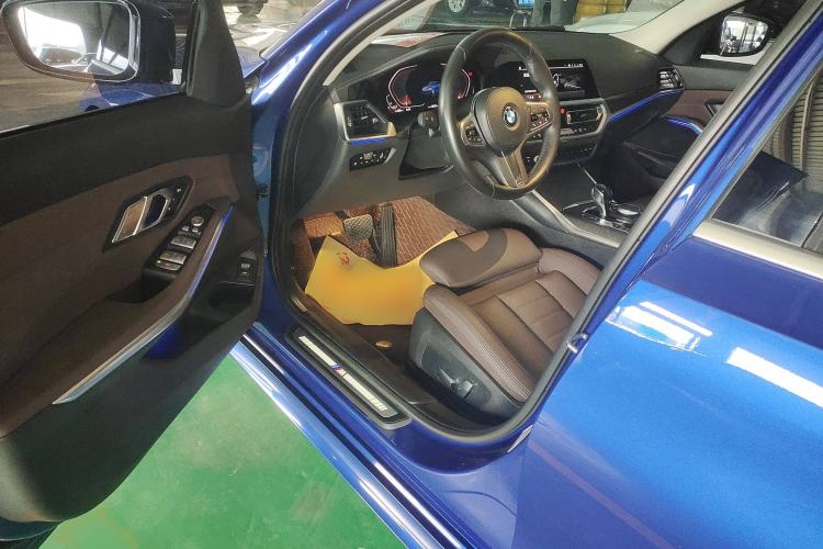 Used BMW 3 Series 2020 325i M Sport Package Interior 2