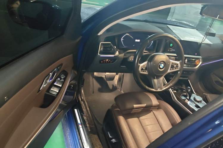 Used BMW 3 Series 2020 325Li M Sport Package Interior 3