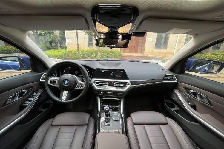 Used BMW 3 Series 2020 325Li M Sport Package Interior 4