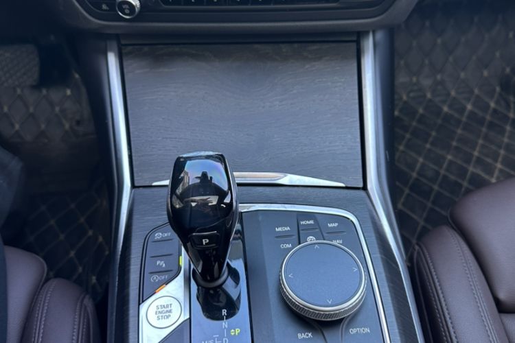 Used BMW 3 Series 2020 325i M Sport Package Interior 7