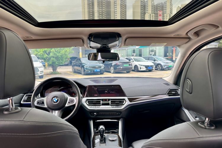 Used BMW 3 Series 2020 325Li M Sport Package Interior 8