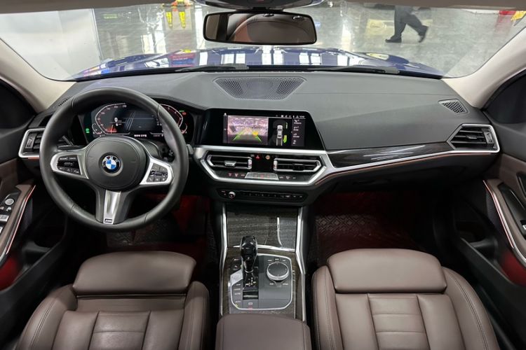 Used BMW 3 Series 2020 325Li M Sport Package Interior 9