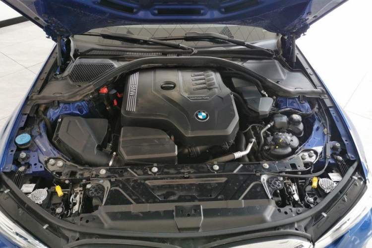 Used BMW 3 Series 2020 Restyled 325Li M Sport Package Interior 9