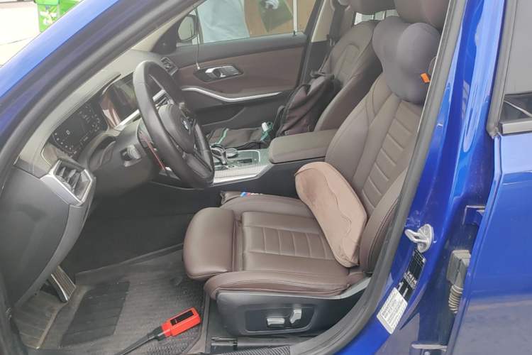 Used BMW 3 Series 2020 Facelifted 325Li M Sport Night Edition Package Left Front Seat