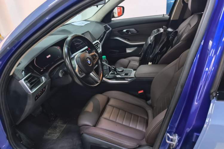 Used BMW 3 Series 2020 320Li M Sport Package Left Front Seat