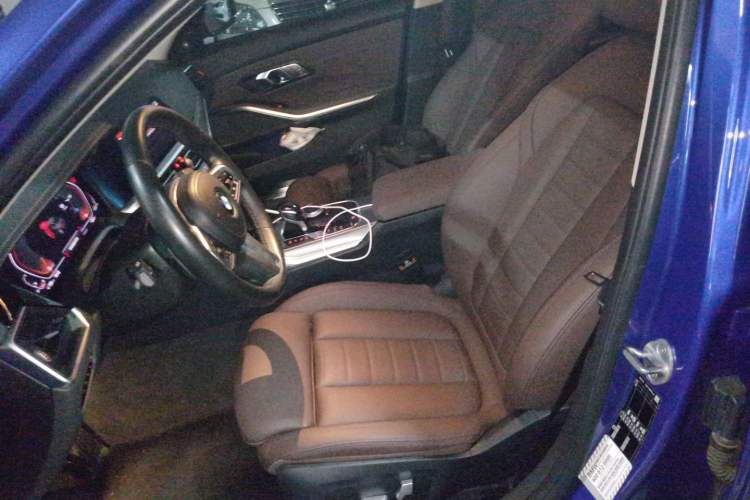 Used BMW 3 Series 2020 Restyled 325i M Sport Night Edition Package Left Front Seat