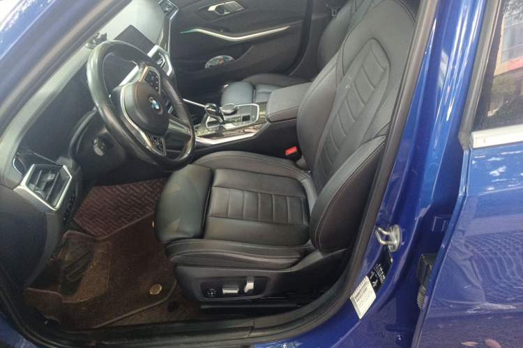 Used BMW 3 Series 2020 325Li M Sport Package Left Front Seat