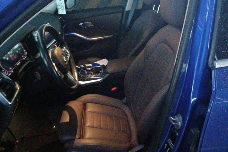 Used BMW 3 Series 2020 325Li M Sport Package Left Front Seat
