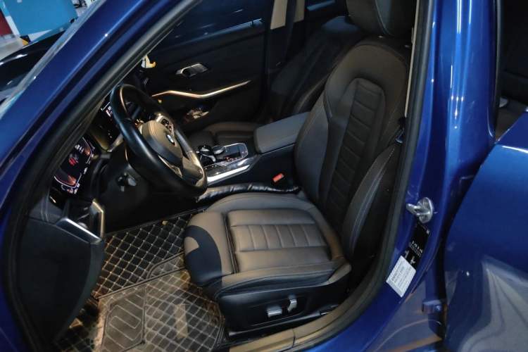 Used BMW 3 Series 2020 Restyled 325Li M Sport Package Left Front Seat