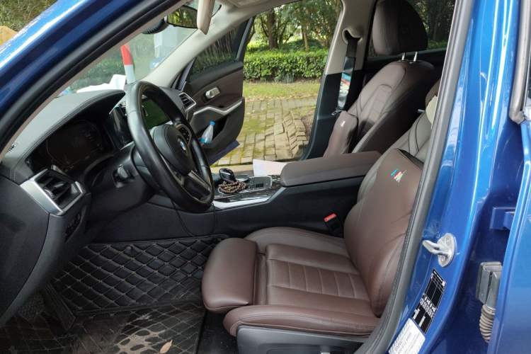 Used BMW 3 Series 2020 325Li M Sport Package Left Front Seat