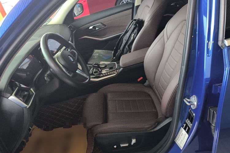 Used BMW 3 Series 2020 325Li M Sport Package Left Front Seat