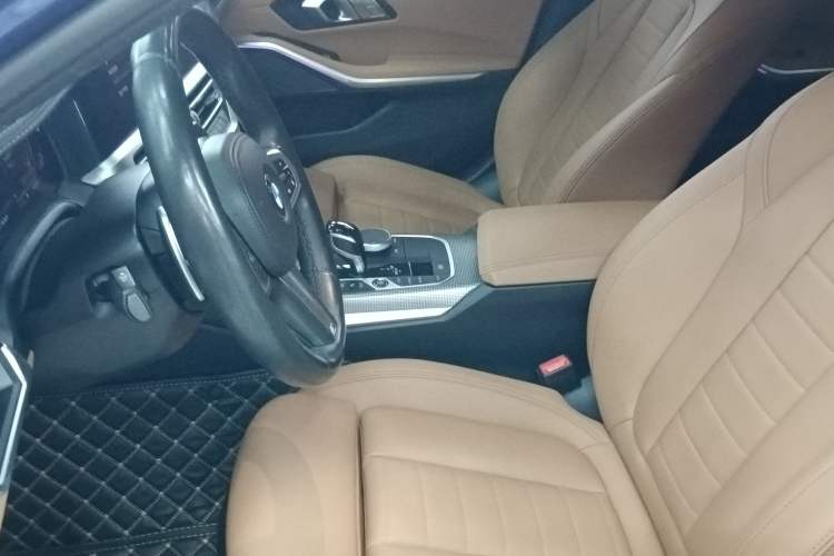 Used BMW 3 Series 2020 Restyled 325i M Sport Night Edition Package Left Front Seat