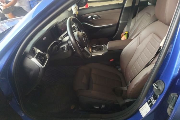Used BMW 3 Series 2020 325i M Sport Night Edition package Left Front Seat