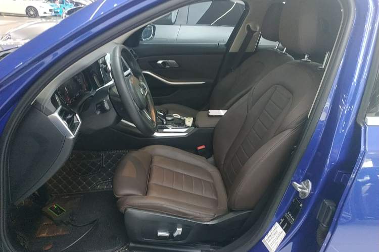 Used BMW 3 Series 2020 320Li M Sport Package Left Front Seat