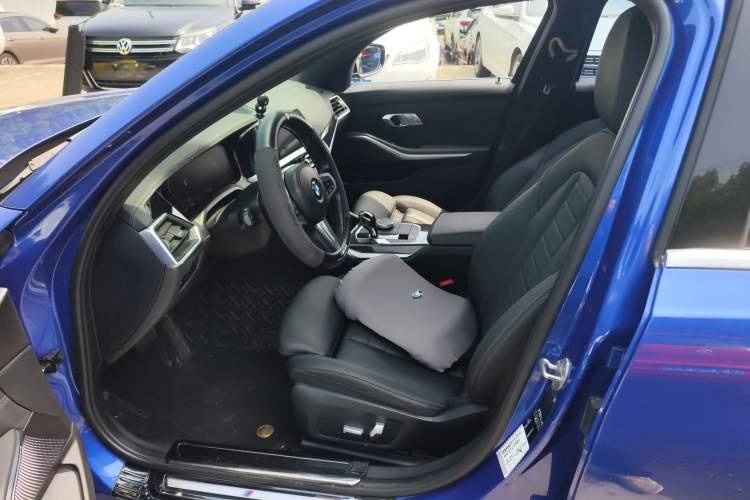 Used BMW 3 Series 2020 Restyled 325Li M Sport Package Left Front Seat
