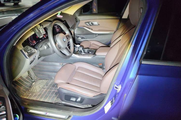 Used BMW 3 Series 2020 Restyled 325Li M Sport Package Left Front Seat