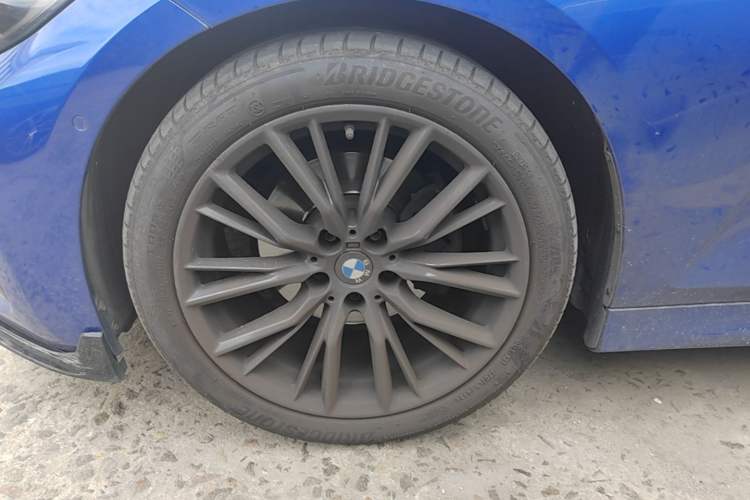 Used BMW 3 Series 2020 Facelifted 325Li M Sport Night Edition Package Left Front Wheel Hub