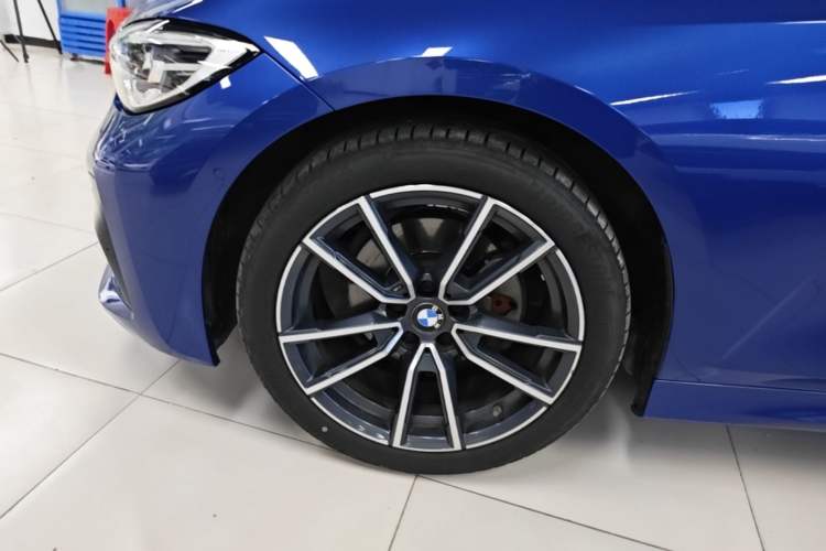 Used BMW 3 Series 2020 Facelifted 325i M Sport Package Left Front Wheel Hub