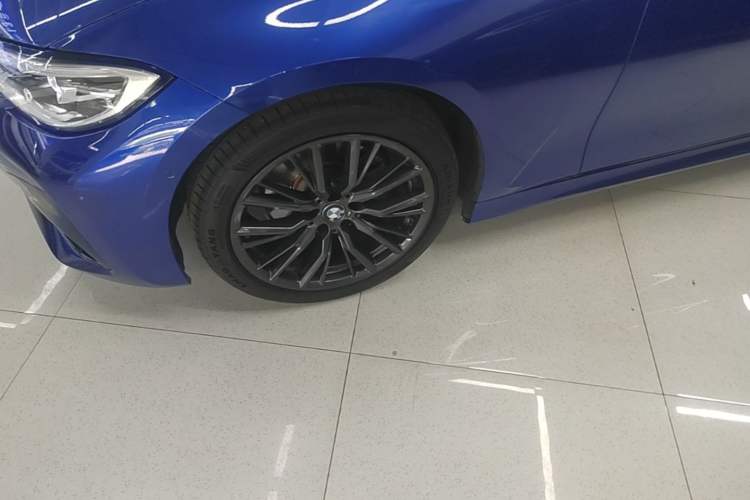 Used BMW 3 Series 2020 Facelifted 325Li M Sport Night Edition Package Left Front Wheel Hub