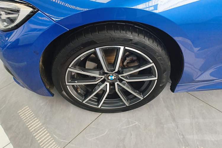 Used BMW 3 Series 2020 320Li M Sport Package Left Front Wheel Hub