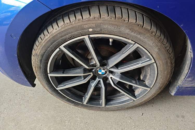 Used BMW 3 Series 2020 320Li M Sport Package Left Front Wheel Hub