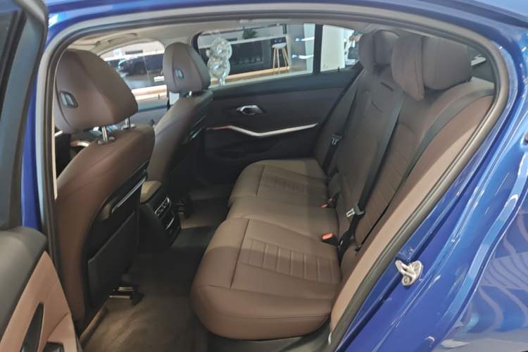 Used BMW 3 Series 2020 325Li M Sport Package Left Rear Seat