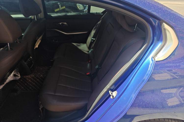 Used BMW 3 Series 2020 320Li M Sport Package Left Rear Seat