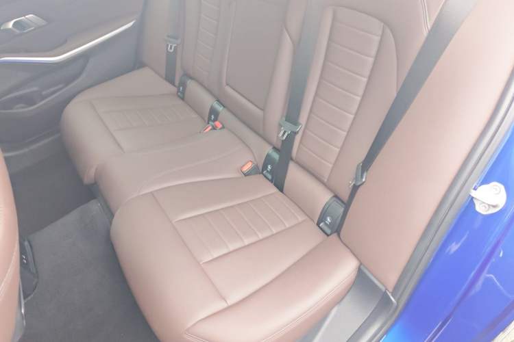 Used BMW 3 Series 2020 Restyled 325Li M Sport Package Left Rear Seat