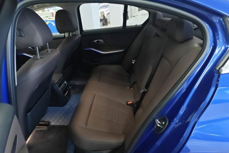 Used BMW 3 Series 2020 Facelifted 325i M Sport Package Left Rear Seat