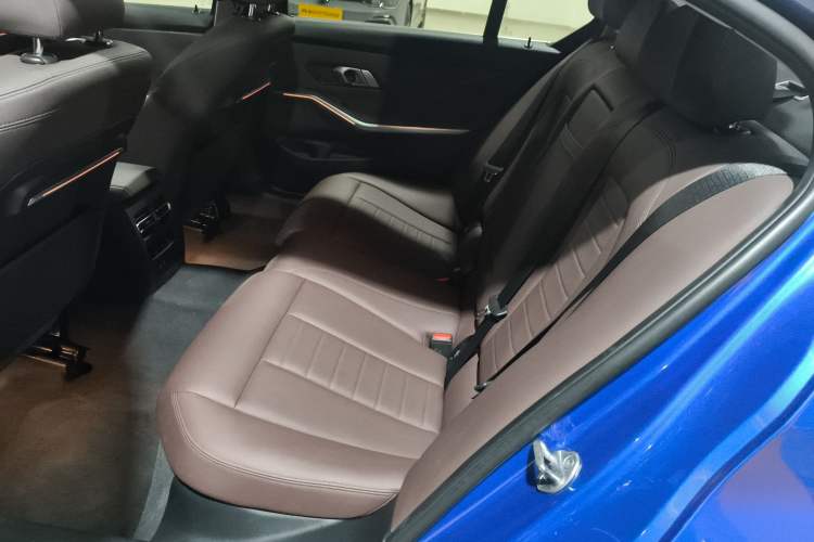 Used BMW 3 Series 2020 Restyled 325Li M Sport Package Left Rear Seat