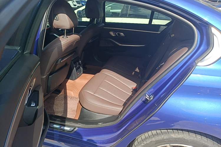 Used BMW 3 Series 2020 320Li M Sport Package Left Rear Seat